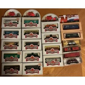 Lot Of 20 N Scale Bachmann, Atlas, Life Like Freight Cars